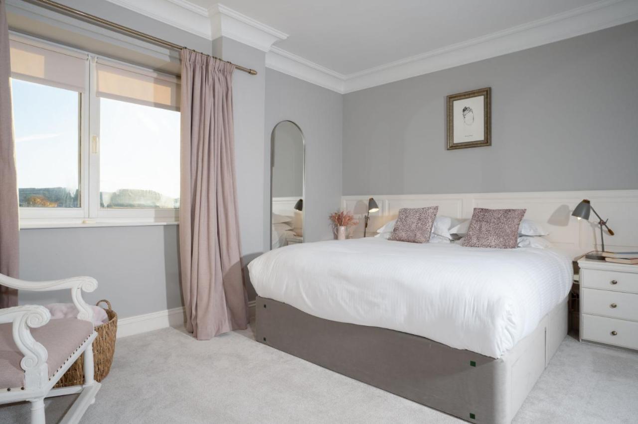 Brand New - Contemporary - 2 Bedroom - 2 Bathroom - Spacious Apartment - Lake Views Ambleside Luaran gambar